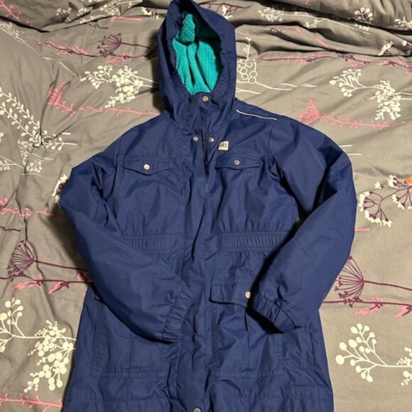 MEC Insulated Rain Jacket size 10 - Picture 1 of 3